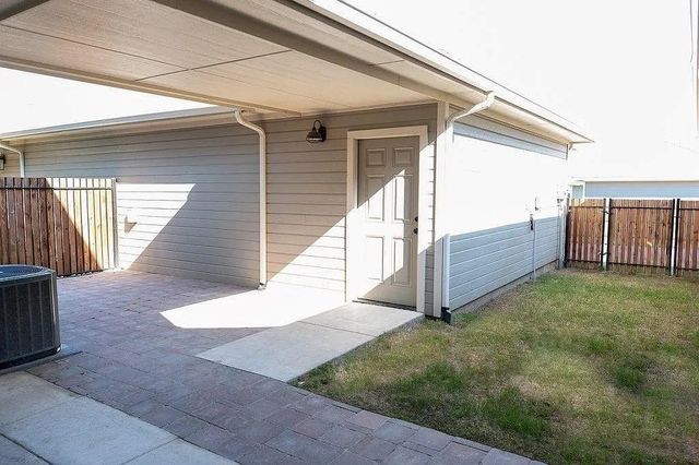 321 Tinker Trail, Burleson, TX 76028