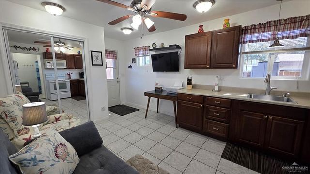 2522 Starling Circle E, Palmview, TX 78572