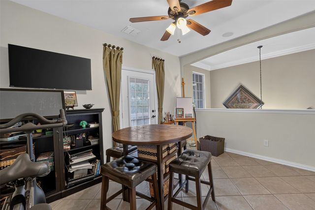 6820 River Park Circle, Fort Worth, TX 76116