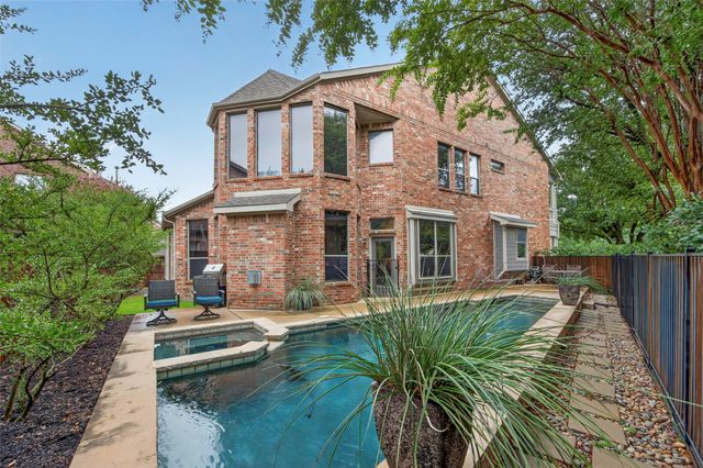 6820 River Park Circle, Fort Worth, TX 76116
