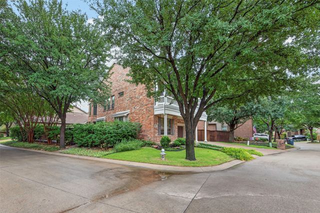 6820 River Park Circle, Fort Worth, TX 76116