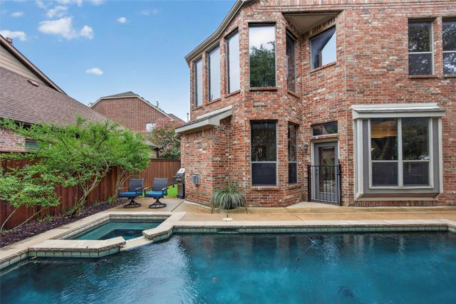 6820 River Park Circle, Fort Worth, TX 76116