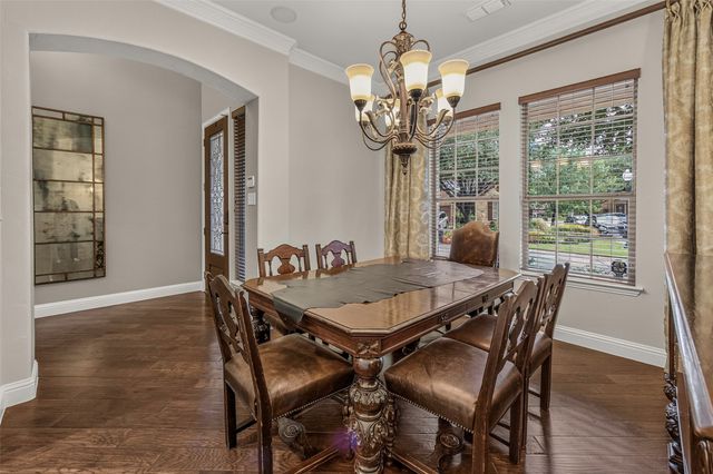 6820 River Park Circle, Fort Worth, TX 76116
