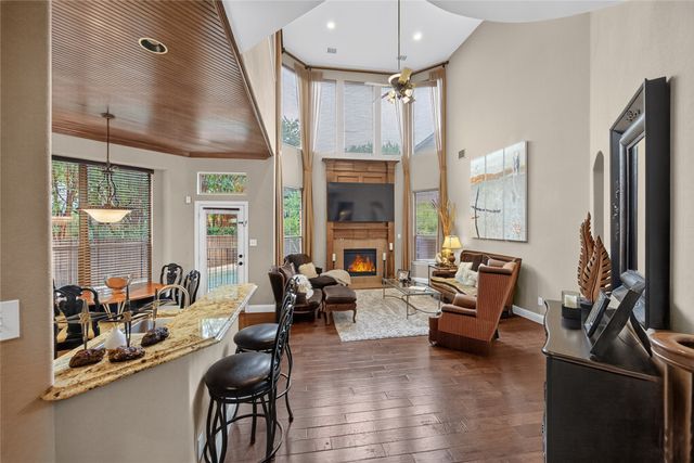 6820 River Park Circle, Fort Worth, TX 76116