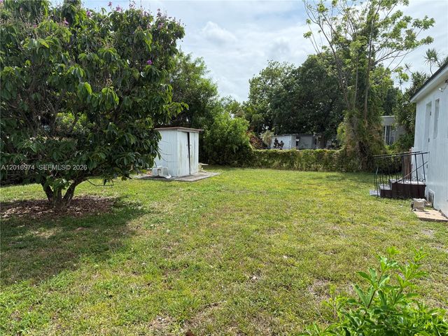 1510 NW 57th St, Miami, FL 33142