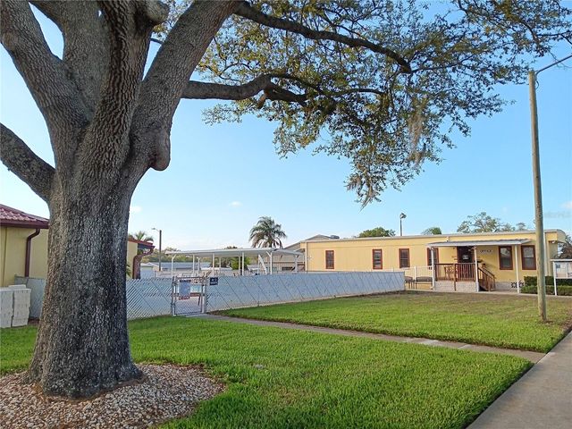 37536 AMIGO DRIVE, Zephyrhills, FL 33541