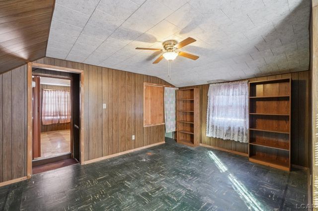 547 Riverside Avenue, Adrian, MI 49221