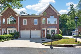 8000 Lexington Drive, Roswell, GA 30075