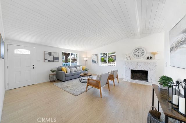 944 N Lyman Avenue, Covina, CA 91724