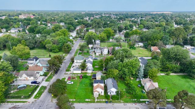 1107 Peck Street, Toledo, OH 43608