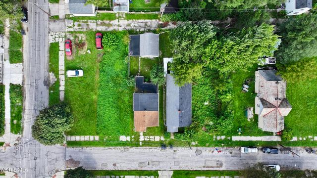 1107 Peck Street, Toledo, OH 43608
