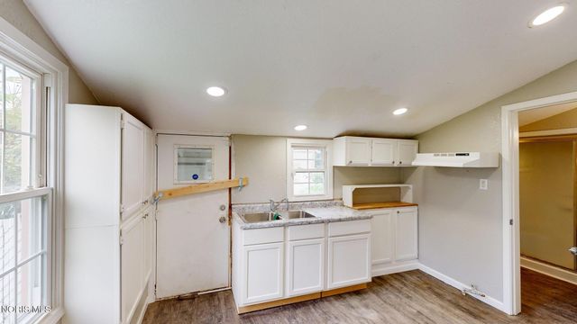 1107 Peck Street, Toledo, OH 43608
