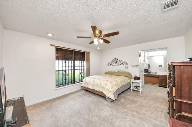11610 Bowhead Drive, Houston, TX 77013