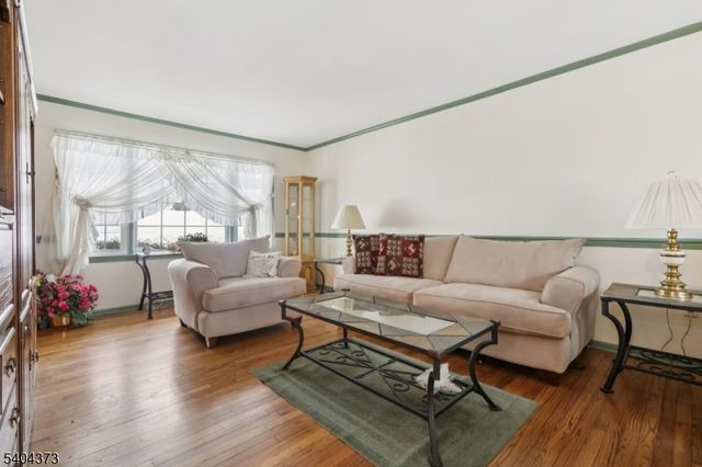 29 Joyce Dr, Roxbury Twp., NJ 07876