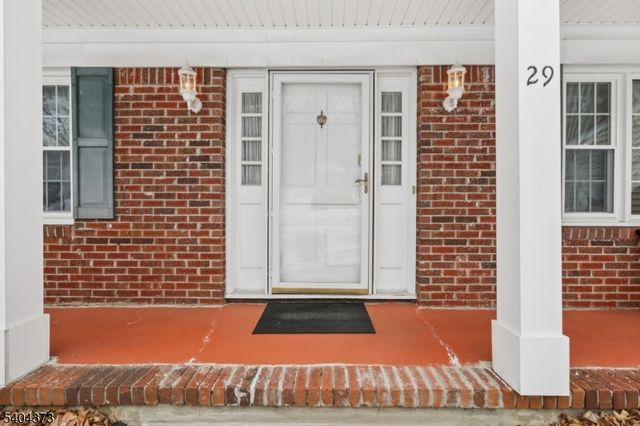 29 Joyce Dr, Roxbury Twp., NJ 07876