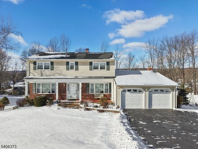 29 Joyce Dr, Roxbury Twp., NJ 07876