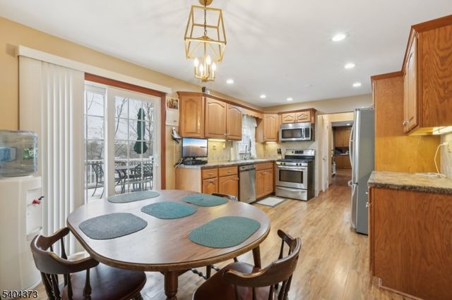 29 Joyce Dr, Roxbury Twp., NJ 07876