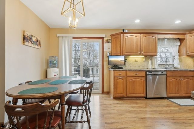 29 Joyce Dr, Roxbury Twp., NJ 07876