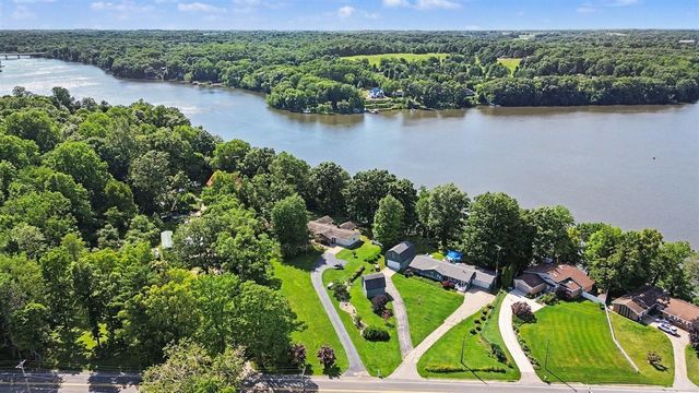 10492 Range Line Road, Berrien Springs, MI 49103