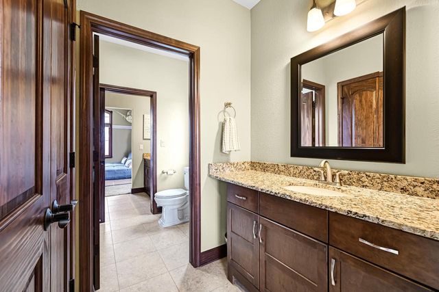 4722 Oakwood ROAD, Franklin, WI 53132