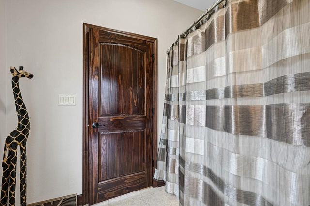 4722 Oakwood ROAD, Franklin, WI 53132