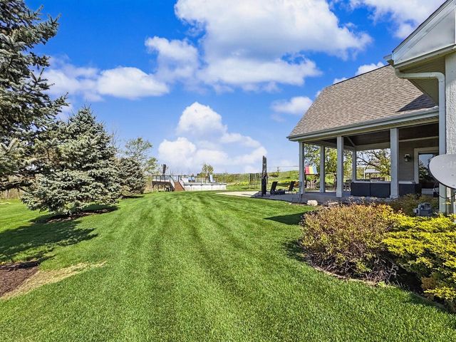4722 Oakwood ROAD, Franklin, WI 53132