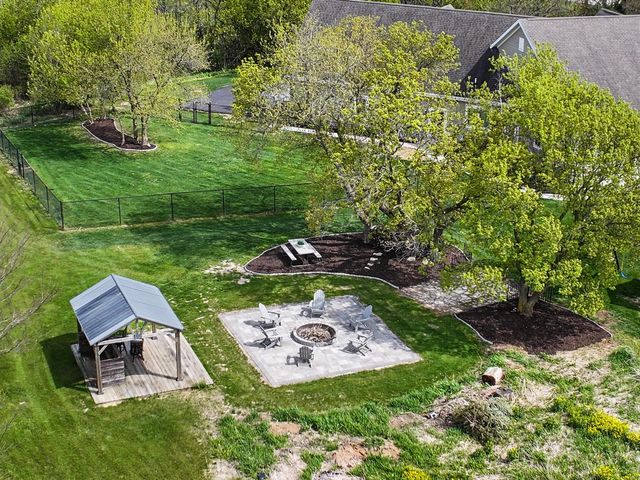 4722 Oakwood ROAD, Franklin, WI 53132