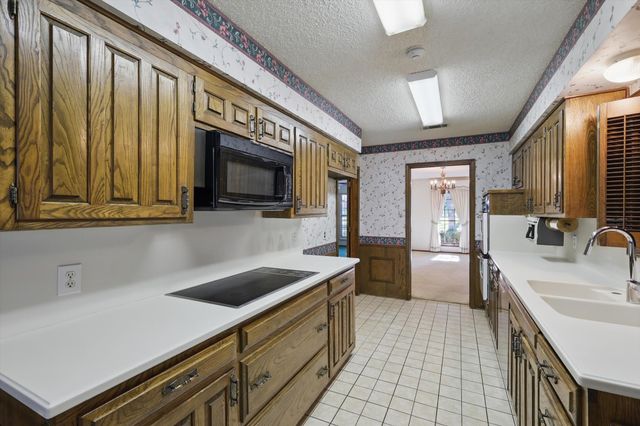5112 River Ridge Road, Arlington, TX 76017