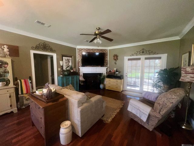 7079 Jim Rushing Rd, Denham Springs, LA 70706