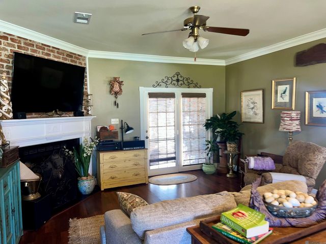 7079 Jim Rushing Rd, Denham Springs, LA 70706