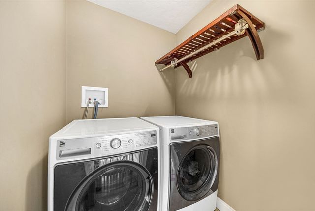 1125 Burroughs Rd, Boxborough, MA 01719