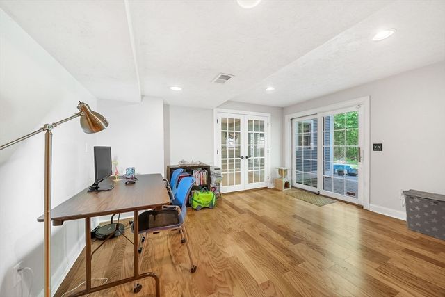 1125 Burroughs Rd, Boxborough, MA 01719