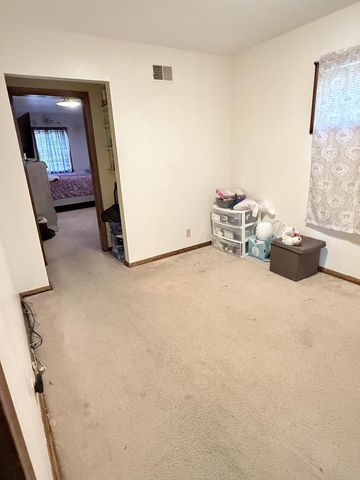 5701 N 79th STREET, Milwaukee, WI 53218