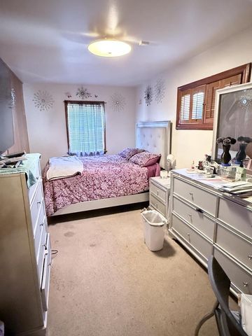 5701 N 79th STREET, Milwaukee, WI 53218