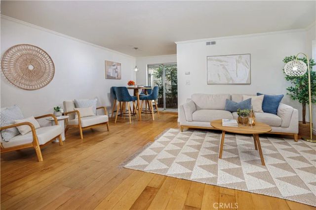 1119 Reed Avenue 2, San Diego, CA 92109