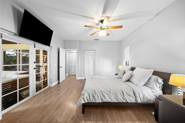 1156 Cedar Falls Dr, Weston, FL 33327