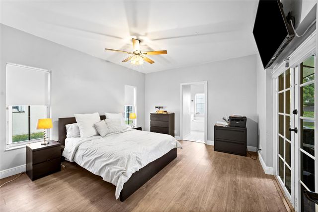 1156 Cedar Falls Dr, Weston, FL 33327