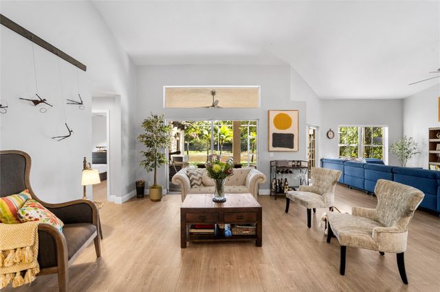 1156 Cedar Falls Dr, Weston, FL 33327