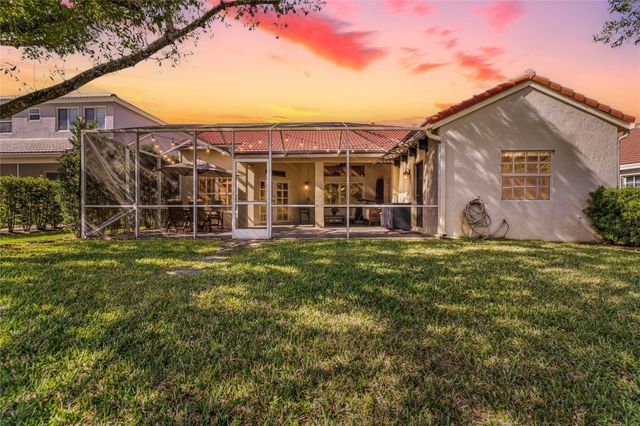 1156 Cedar Falls Dr, Weston, FL 33327