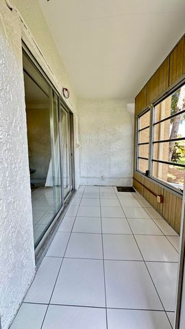 173 Lake Dora Drive 173, West Palm Beach, FL 33411