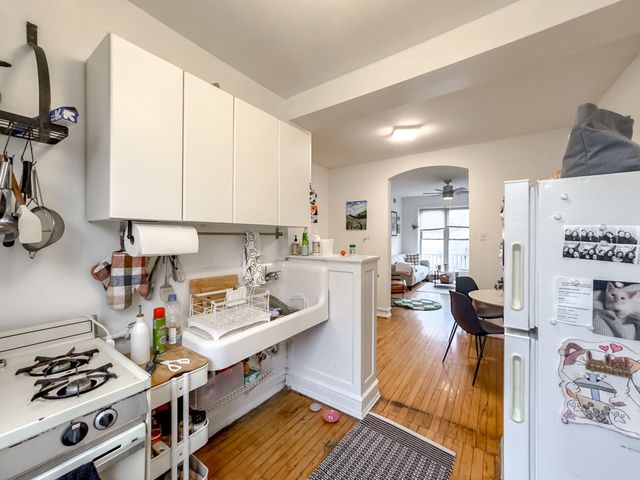 2019 N Humboldt Boulevard 2E, Chicago, IL 60647