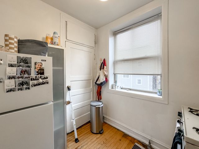 2019 N Humboldt Boulevard 2E, Chicago, IL 60647