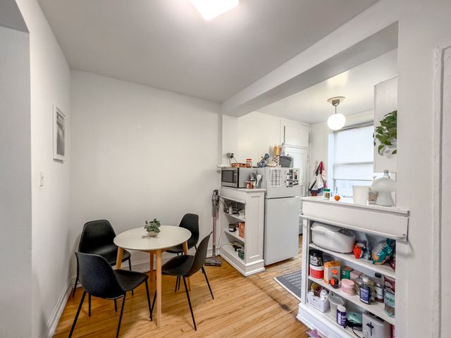 2019 N Humboldt Boulevard 2E, Chicago, IL 60647