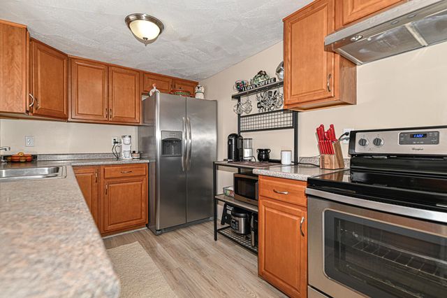 1 Thompson Road, Nashua, NH 03060