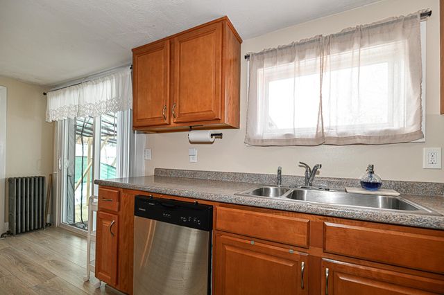 1 Thompson Road, Nashua, NH 03060