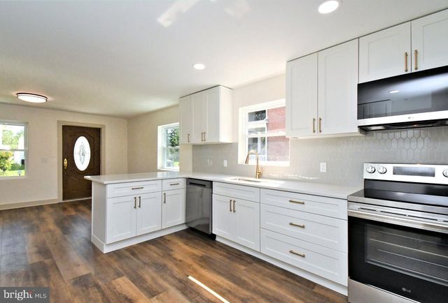 341 LAURELWOOD RD, Pottstown, PA 19465