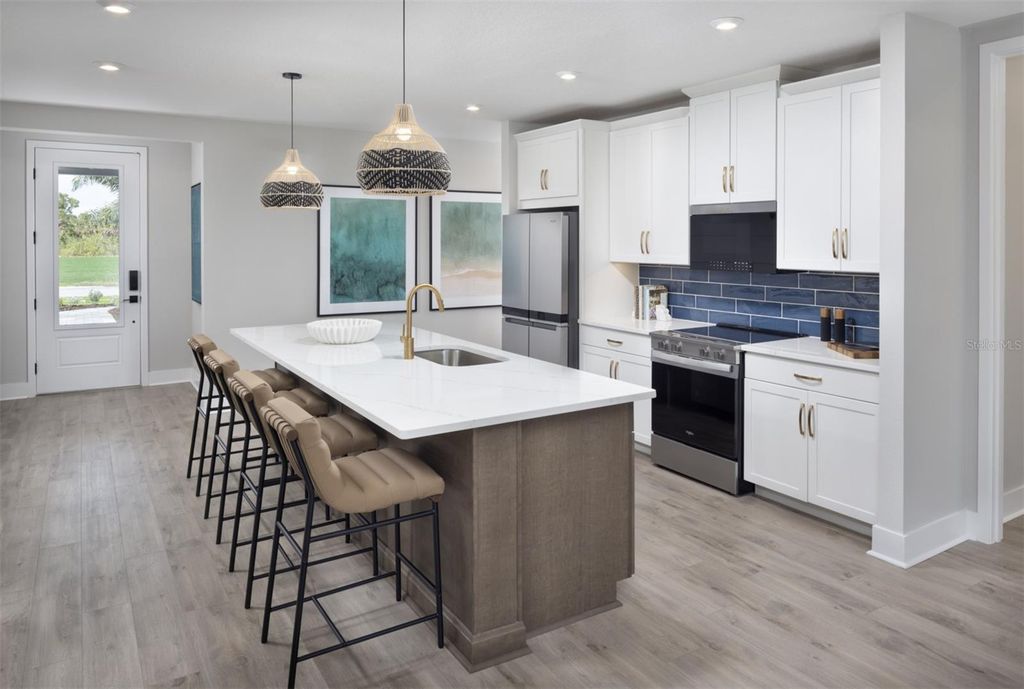 Image 8 of property listing at 17375 MOONFLOWER DRIVE 102, Venice, FL 34293