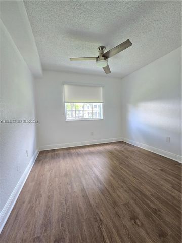 2890 N Oakland Forest Drive 102, Oakland Park, FL 33309