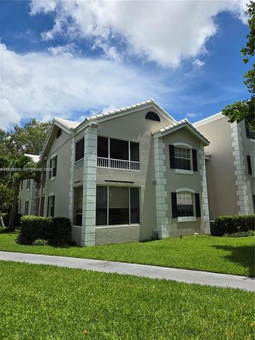 2890 N Oakland Forest Drive 102, Oakland Park, FL 33309