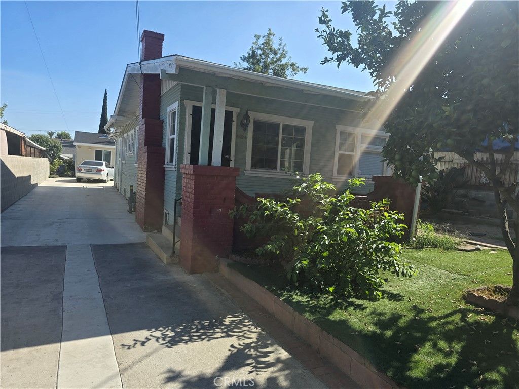 6126 Springvale, Los Angeles, CA 90042